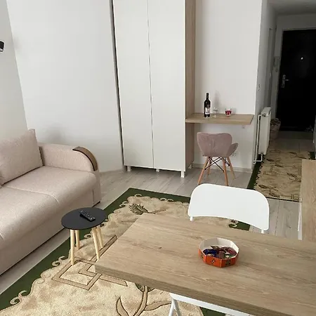 Select Apartment *